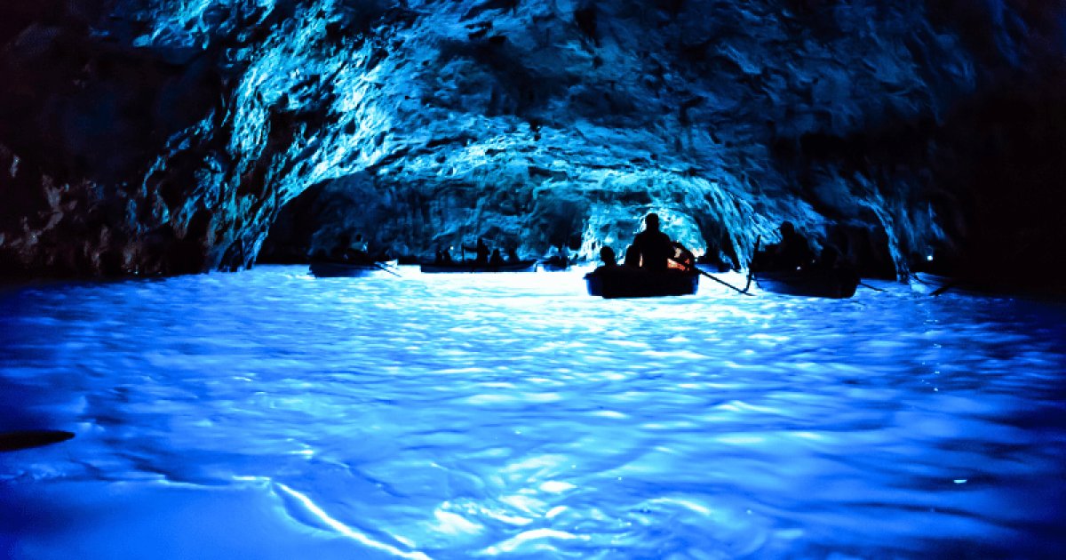 blue grotto effect 